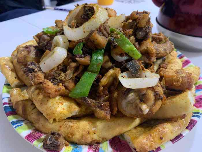 心乐家禽美食"走沙漠公路前路过民丰补一补能量,小店在农.