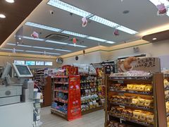 -全家便利店(兴贤路二店)