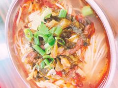 泡椒牛肉面-王俊牛肉抄手(红旗路店)