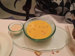 -晶荷轩(香港迪士尼乐园酒店)