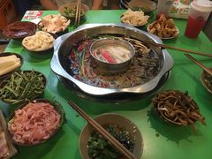 -周幺妹重庆老火锅(银泰城总店)