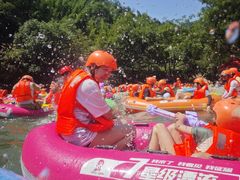 -雅鲁激流探险漂流