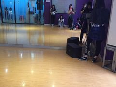 -零下舞度·街舞连锁机构(万科中心店)