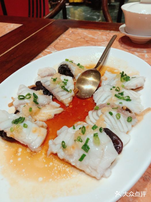 金玉满堂潮州酒楼(无限极荟购物广场店)古法龙趸腩蒸球图片