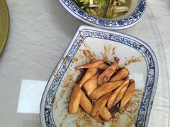 -芸海阁·农家私房菜(沙家浜景区出口店)
