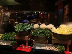 -四海一家自助餐(益田假日广场店)