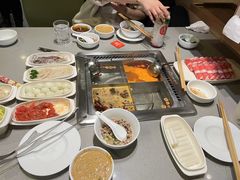 -海底捞火锅(新松江路店)