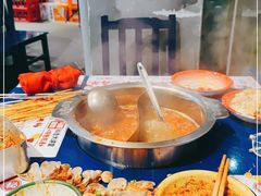 -马路边边串串香(苗栗路店)