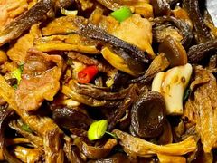 -雀舞云南菜(天津天河城购物中心店)