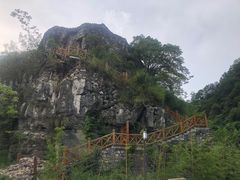 -高荡千年布依古寨旅游景区