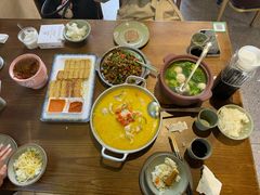 -七步香云南山里菜(昆明老街店)