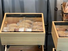 面包甜点陈列柜-面包谷Grains n' Beans(九号公馆店)