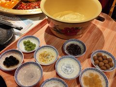 -哥老官重庆美蛙鱼头(五角场合生汇店)