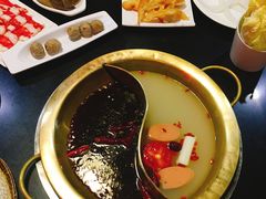 -怡品川宇火锅(宝立方店)