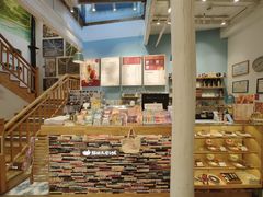-猫的天空之城概念书店(杭州南宋御街店)