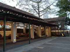 -喜洲吧·江畔老船厂·庭院餐厅(喜临院店)