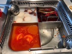 四宫格锅底-海底捞火锅鲜切牛肉主题店(长寿路店)