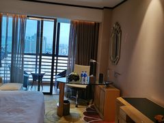 -永恒朗悦酒店(广西大学地铁站大学东路万达广场店)