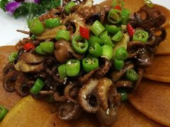 -地方名吃海鲜大馅蒸饺(北戴河店)