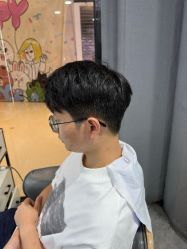 -藤野造型烫染接发