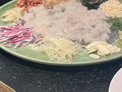 -得意咚瓜·顺德鱼生·冬瓜火锅(深圳首店)