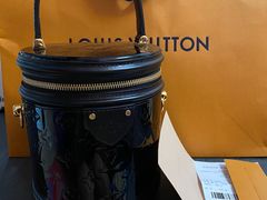 -LV路易威登(德基广场店)