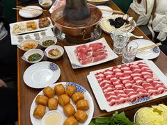 -楼外楼大刀肉传统火锅居(博学路店)