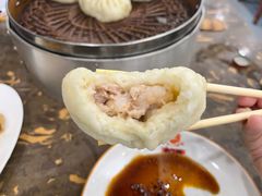 鲜虾仁肉包子-张包铺(道外店)