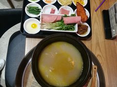-妈妈故事米线(市府恒隆店)