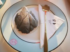 火山蛋糕-浮梦·高空下午茶&水晶DIY