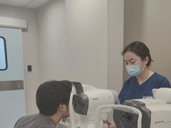 -上海大学附属上海和平眼科医院