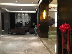 -铂逸梦秦酒店(横店梦幻谷店)