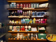 -星巴克(杭州临平银泰城B1店)
