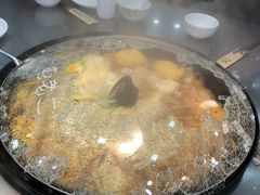 -屯老二农家铁锅炖·行业领军者(梅江店)