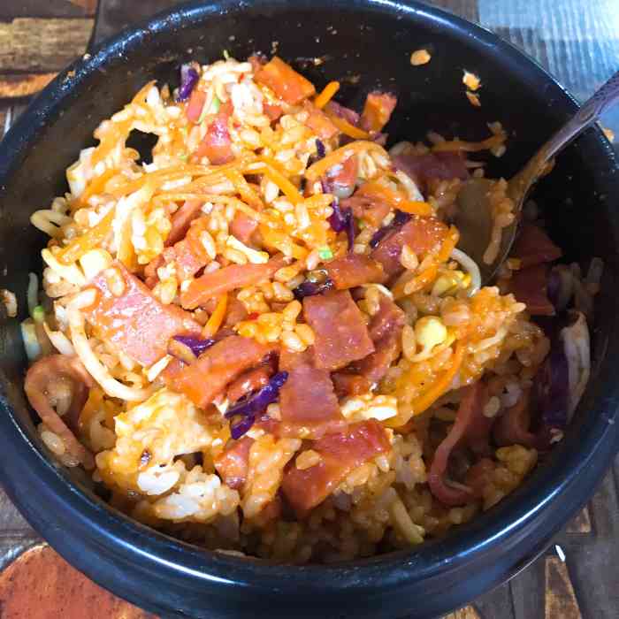 小苑当家石锅拌饭(和信店)-"周末点外卖,想起早饭没吃晚饭也可能不吃