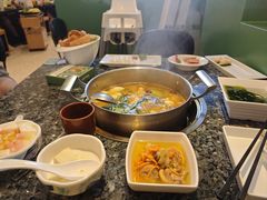 -一席地·本地鸡窝·杭帮鸡火锅(萧山银隆百货店)
