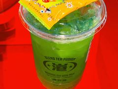 -港究茶·冠军丝袜奶茶(皇庭广场店)