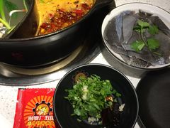 -钢管厂五区小郡肝串串香(南山店)
