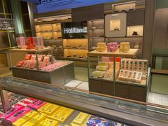 -好利来(建邺吾悦广场Lab主题店)