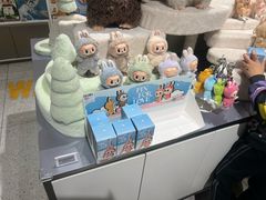 -泡泡玛特POPMART(上海环球港店)