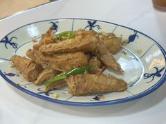 避风塘九肚鱼-明本湛江鸡•海鲜小厨(陈家祠店)