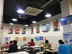 大堂-蜀串香牛杂火锅串串