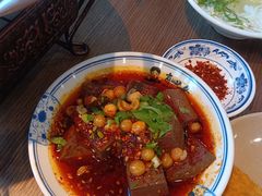 -肖四女乐山跷脚牛肉(世博源店)