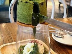 -FLOVIE FLORIST CAFE