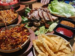 -肥肥虾庄·金牌油焖大虾(杨园滨江时代walk店)