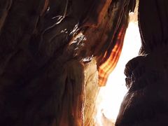 -波斯托伊纳溶洞