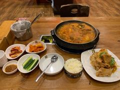 -喇喇排骨火锅·传统韩式脊骨汤(望京西园总店)