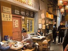 -旧街市鲜货老火锅(大光路店)