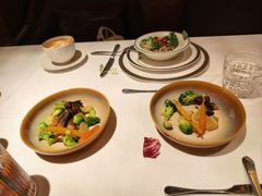 -Mogul Eatery·大亨餐酒馆