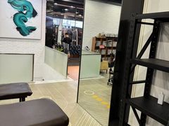 -豪逸健体(中骏广场店)